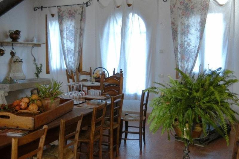 Agriturismo La Sophora Montegaldella Eksteriør bilde