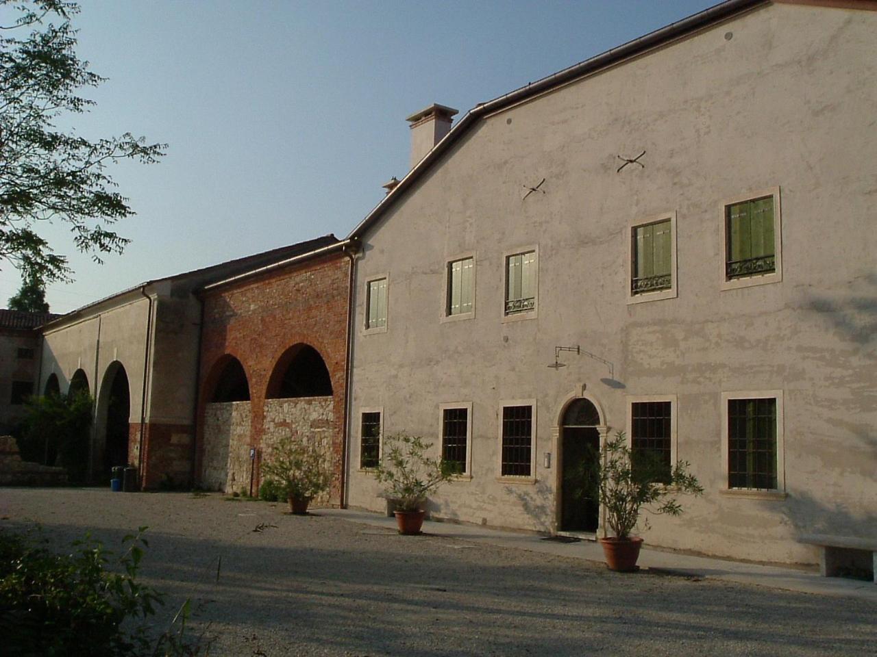 Agriturismo La Sophora Montegaldella Eksteriør bilde